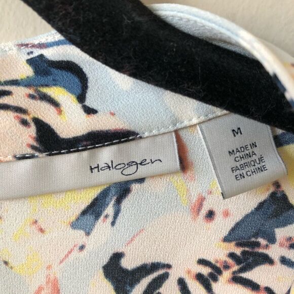 Halogen Floral Mock Neck Wide Sleeve Blouse - Picture 5 of 7